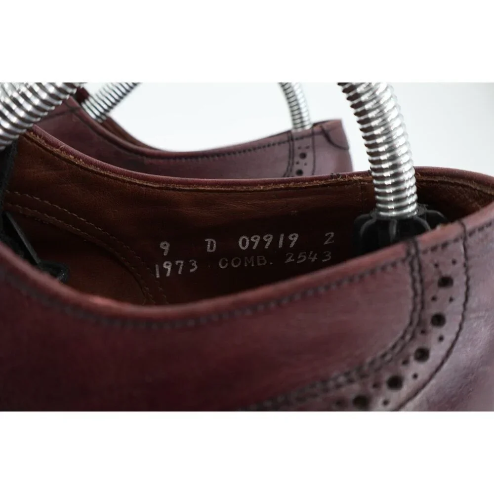 Allen Edmonds Mens Chester Oxford Size 9.5 D Burgundy Wingtip Brogue Dress Shoe